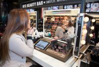 Lipstick Swatches and Virtual Try Ons in Online Stores